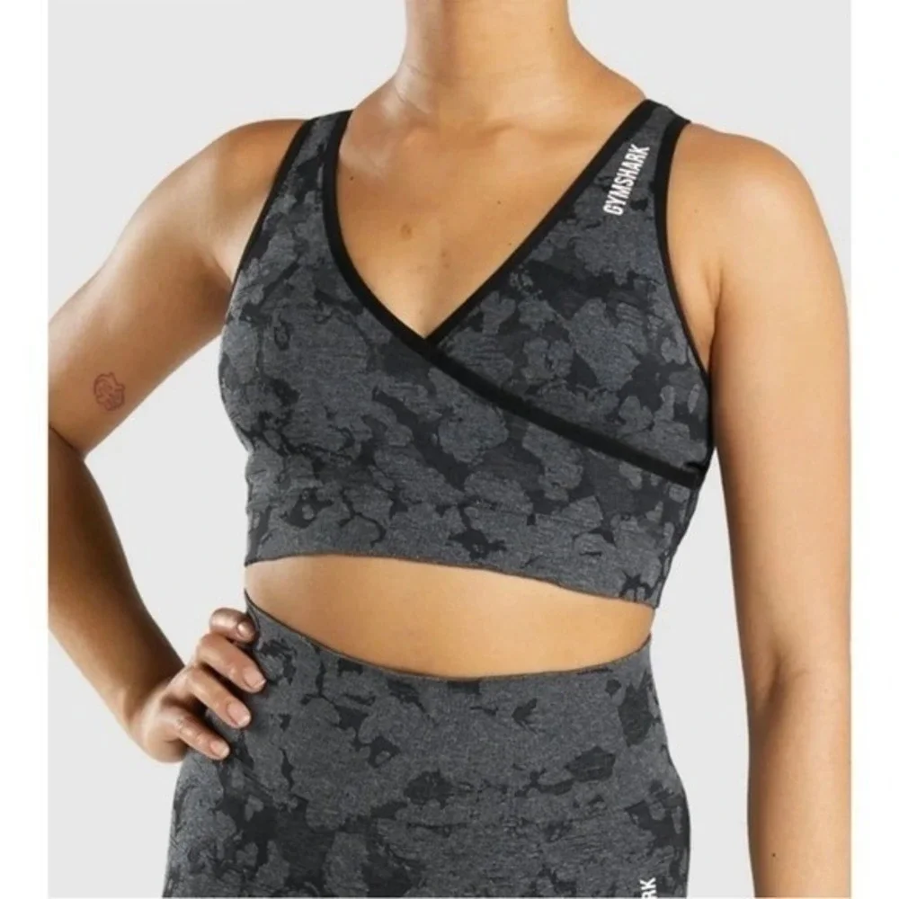 Gymshark Sports Bra Womens S? Black Gray Camo Strappy Back Medium Support‎ Gym